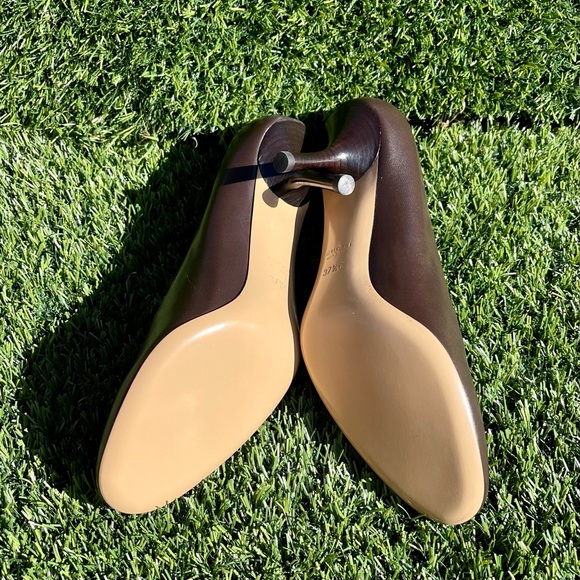 Gucci Brown Leather Pumps - Picture 2 of 6